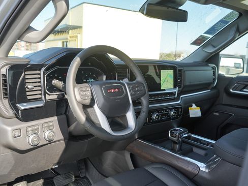 New 2026 GMC Sierra 1500 SLT w/ SLT Premium Plus Package AWD/4WD image 17