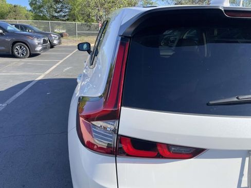 Used 2026 Honda CR-V EX image 15