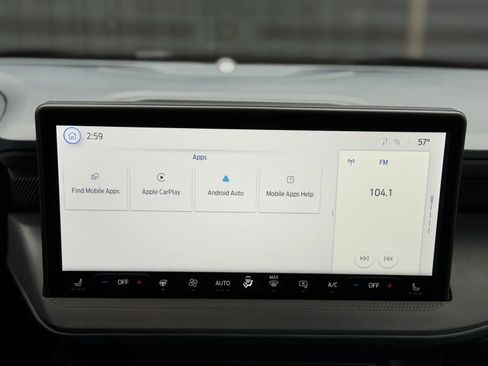 Used 2025 Ford Maverick Lobo image 32