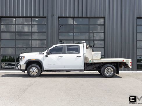 Used 2023 GMC Sierra 3500 Pro w/ Convenience Package AWD/4WD image 1