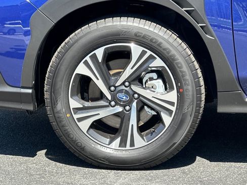 Certified 2025 Subaru Crosstrek 2.0i Premium image 31