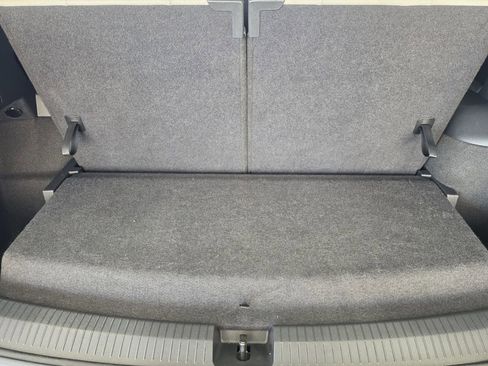 Used 2024 Volkswagen Tiguan S FWD image 28