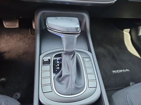 Used 2025 Hyundai Kona SEL image 15