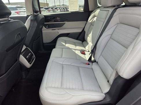 New 2026 Lincoln Nautilus Reserve image 16