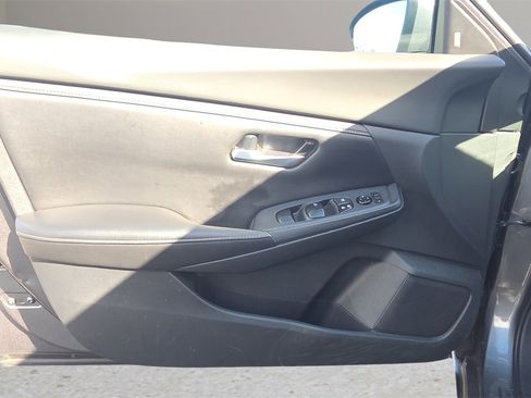 Used 2022 Nissan Sentra SV w/ All-Weather Package image 25