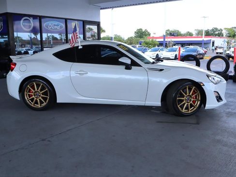 Used 2017 Subaru BRZ Limited w/ Performance Package image 6
