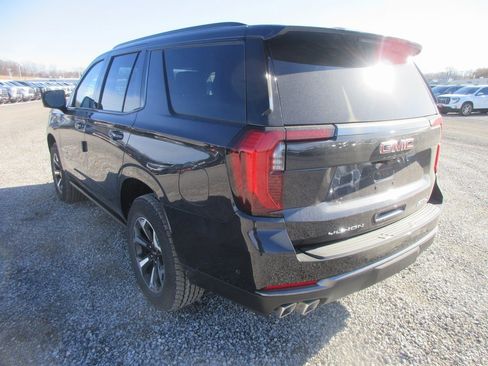 New 2026 GMC Yukon AT4 w/ AT4 Premium Plus Package image 7