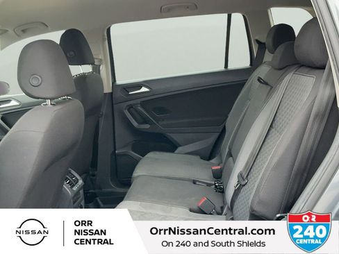 Used 2021 Volkswagen Tiguan S FWD image 13