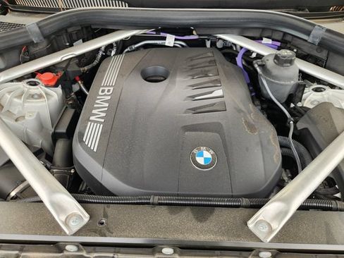 Used 2025 BMW X5 sDrive40i w/ M Sport Package RWD image 32
