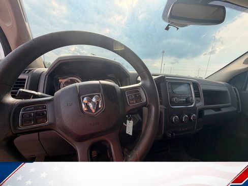 Used 2018 RAM 2500 Tradesman w/ Chrome Appearance Group AWD/4WD image 13