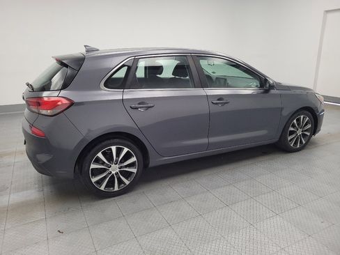 Used 2018 Hyundai Elantra GT image 10
