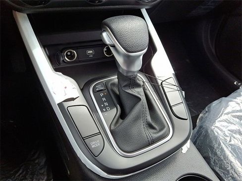 New 2025 Kia Soul LX w/ LX Technology Package image 10