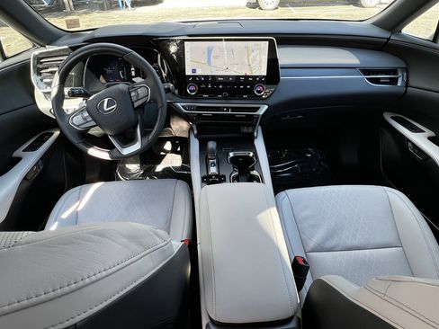 Certified 2025 Lexus RX 350 Premium Plus image 33