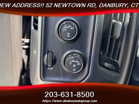 Used 2018 Chevrolet Silverado 1500 LTZ AWD/4WD image 20