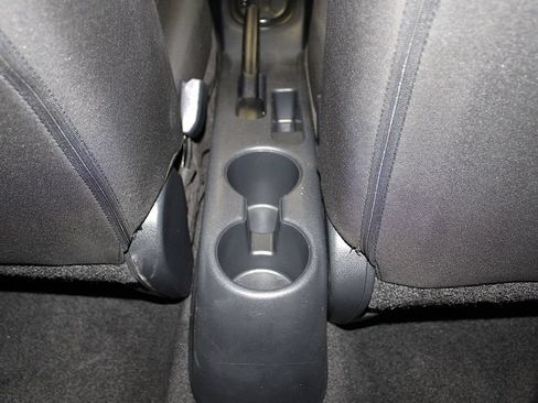 Used 2019 Nissan Versa S Plus FWD image 27