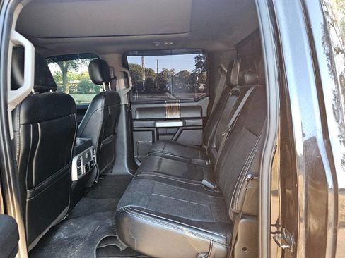 Used 2019 Ford F150 Lariat image 17