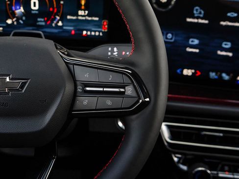 New 2026 Chevrolet Traverse RS w/ LPO, Floor Liner Package image 24