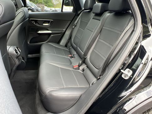 Used 2026 Mercedes-Benz GLC 300 4MATIC image 23