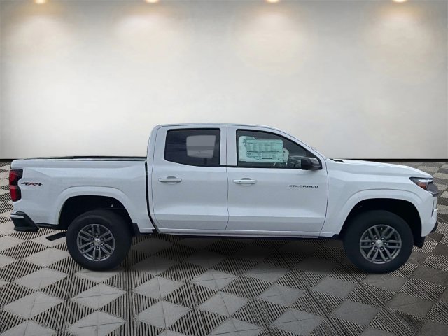 New 2026 Chevrolet Colorado LT w/ LT Convenience Package AWD/4WD image 4