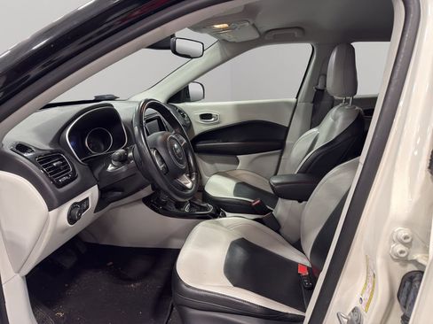 Used 2018 Jeep Compass Limited w/ Safe & Security Group image 3