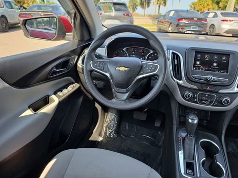 Used 2019 Chevrolet Equinox LT FWD image 9
