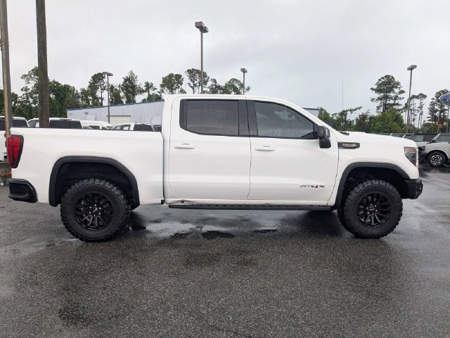 Used 2023 GMC Sierra 1500 AT4X AWD/4WD image 3