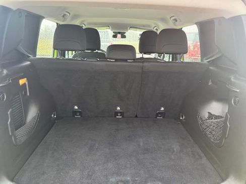 Used 2018 Jeep Renegade Sport w/ Power & Air Group image 5