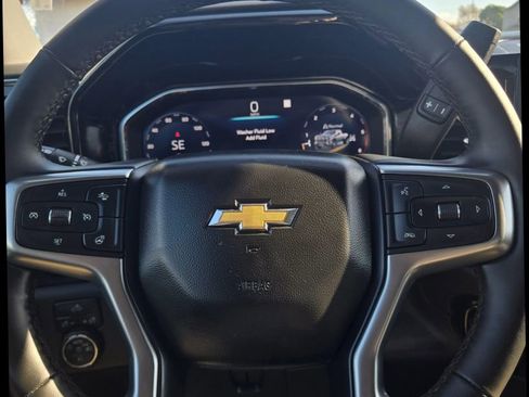 Used 2025 Chevrolet Silverado 3500 LT w/ Convenience Package image 19