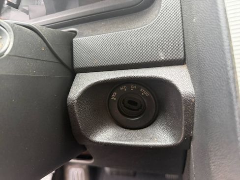 Used 2009 Dodge Journey SXT FWD image 26