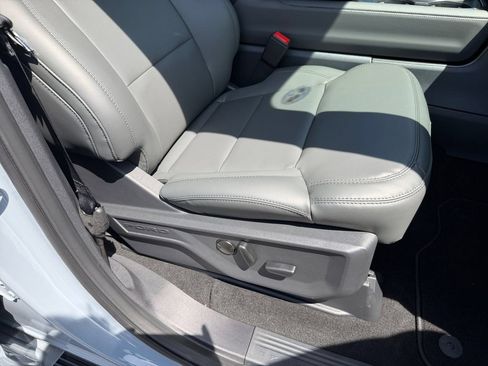 New 2026 Ford Expedition Max Active AWD/4WD image 19