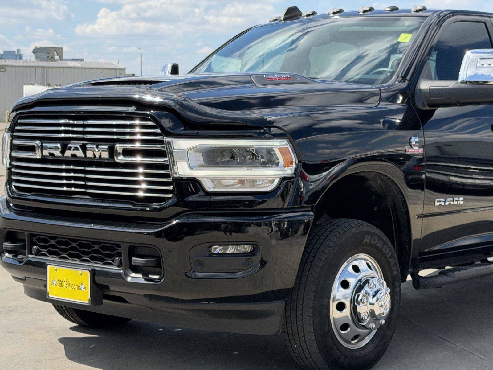 Used 2024 RAM 3500 Laramie w/ Sport Appearance Package AWD/4WD image 9