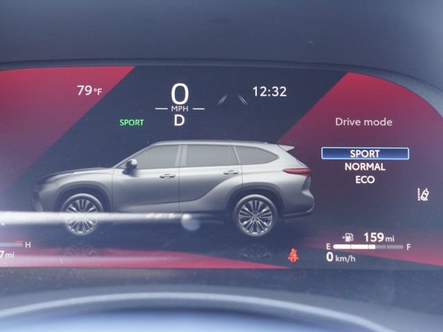 Used 2023 Toyota Highlander Platinum FWD image 53