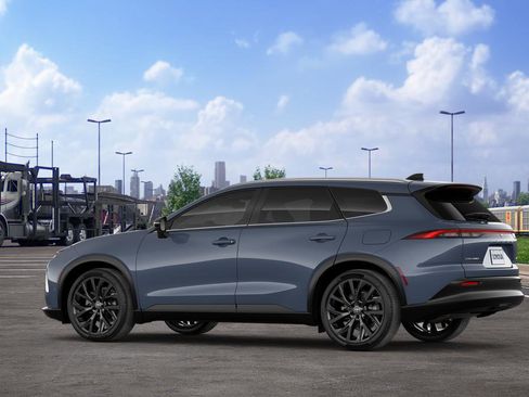 New 2025 Toyota Crown Signia w/ Advanced Technology Package image 5