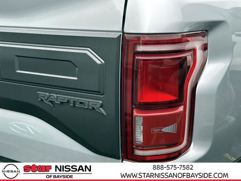 Used 2018 Ford F150 Raptor w/ Equipment Group 802A Luxury image 7