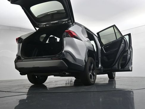 Used 2019 Toyota RAV4 XSE w/ XSE Weather Package AWD/4WD image 30