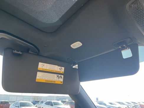 Used 2023 Mercedes-Benz GLE 350 4MATIC image 36