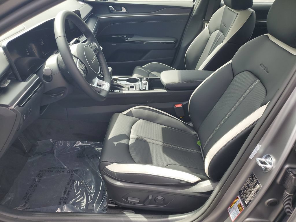 New 2026 Kia K5 GT-Line w/ GT-Line Premium Package FWD image 5