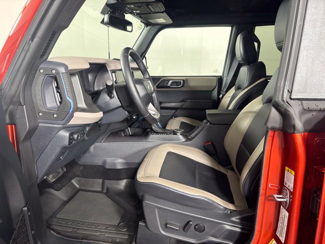 Certified 2024 Ford Bronco Wildtrak AWD/4WD image 11
