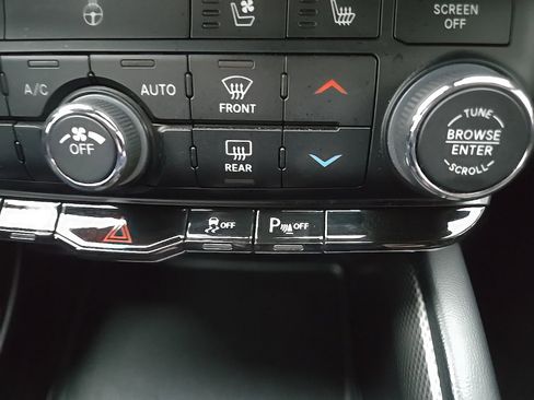 Used 2023 Dodge Durango GT image 60