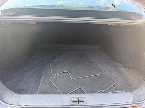 Used 2024 Nissan Sentra SV FWD image 4