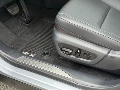 Certified 2025 Lexus RX 350 Premium w/ Accessory Package image 24