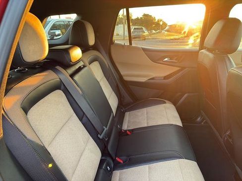 Used 2026 Chevrolet Equinox ACTIV image 10