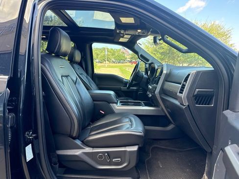 Used 2022 Ford F250 Platinum AWD/4WD image 12