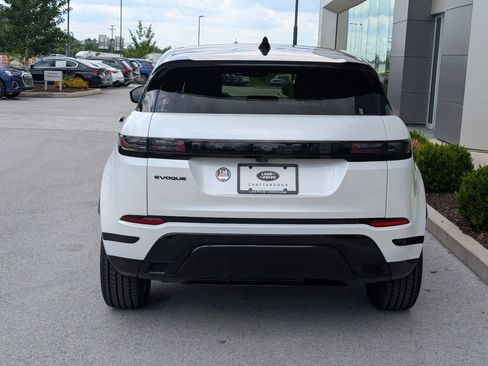 Used 2024 Land Rover Range Rover Evoque Dynamic SE AWD/4WD image 6