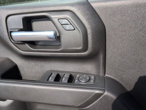 Used 2024 Chevrolet Silverado 2500 Custom w/ Custom Value Package AWD/4WD image 17
