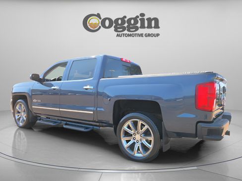 Used 2018 Chevrolet Silverado 1500 LTZ Z71 w/ Centennial Edition image 4