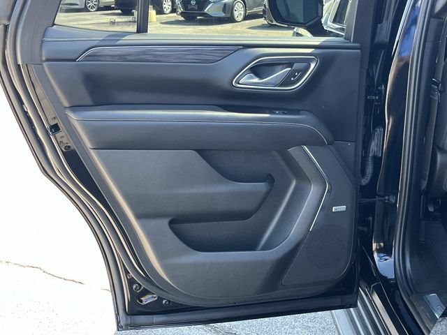 Used 2023 GMC Yukon SLT w/ SLT Premium Package AWD/4WD image 21