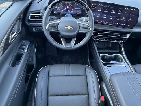 New 2026 Chevrolet Traverse High Country w/ LPO, Floor Liner Package image 10