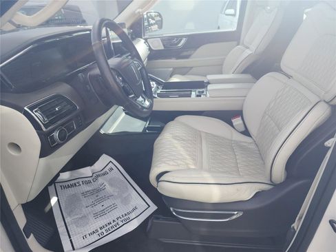 Used 2019 Lincoln Navigator L Black Label image 12