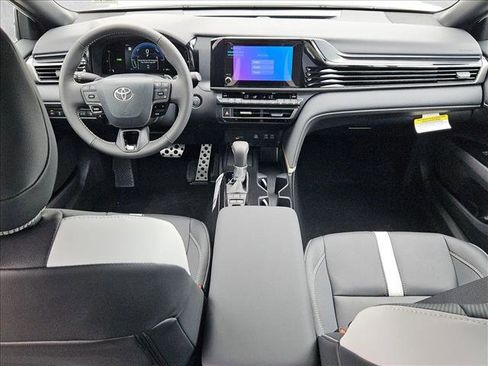 New 2026 Toyota Camry SE image 13